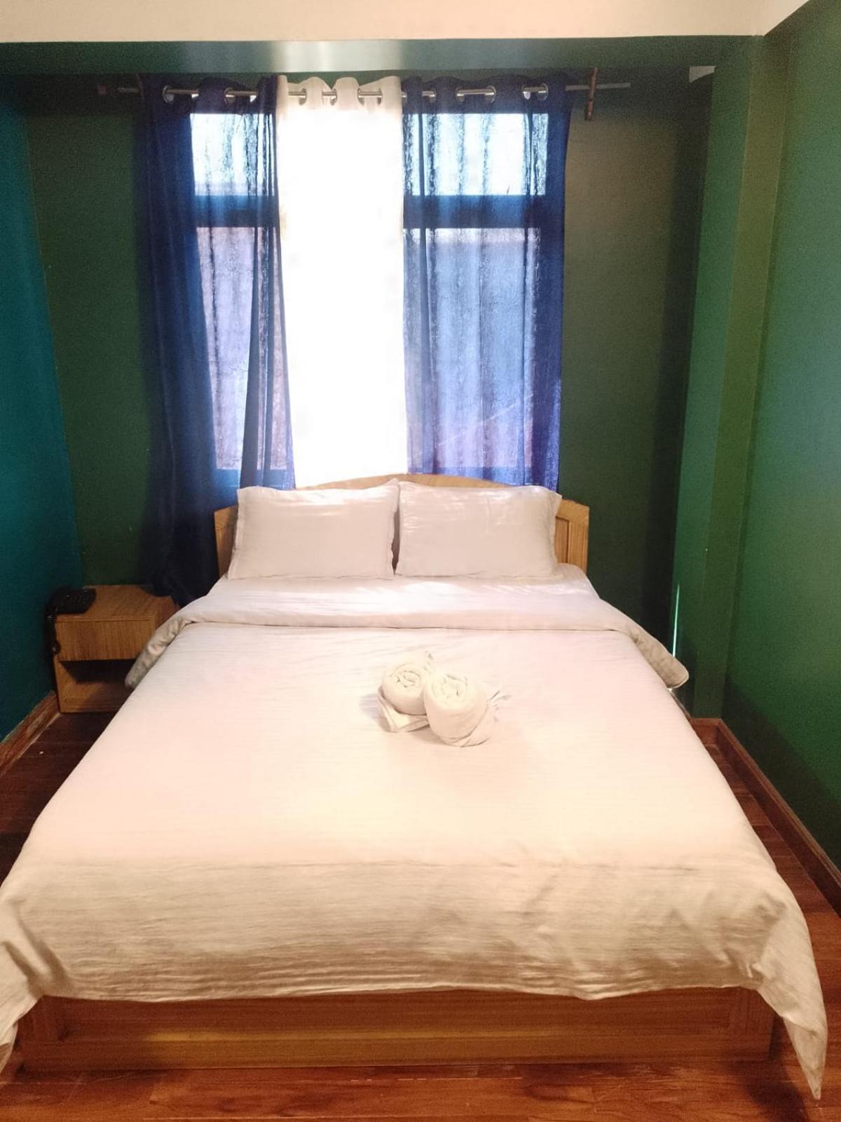 Aurora Guest House Shillong Exterior photo